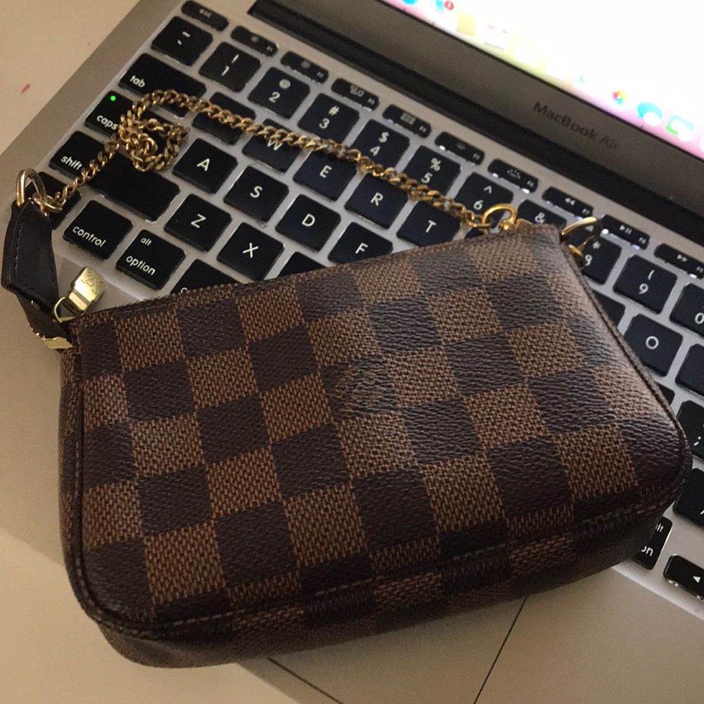 Authentic Louis Vuitton Mini Pochette